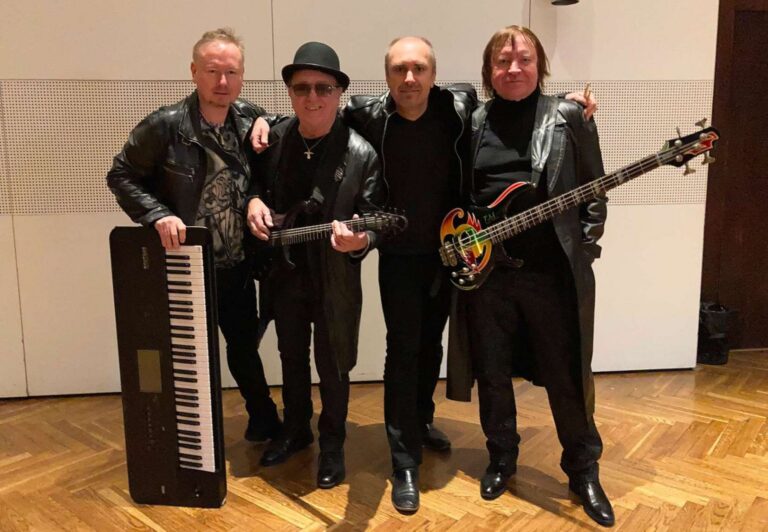 Písničky, které rozezpívaly Československo: Od Olympicu po Holky z naší školky