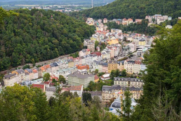 Karlovy Vary zachvátil před více než 400 lety požár. Zůstaly stát jen tři domy