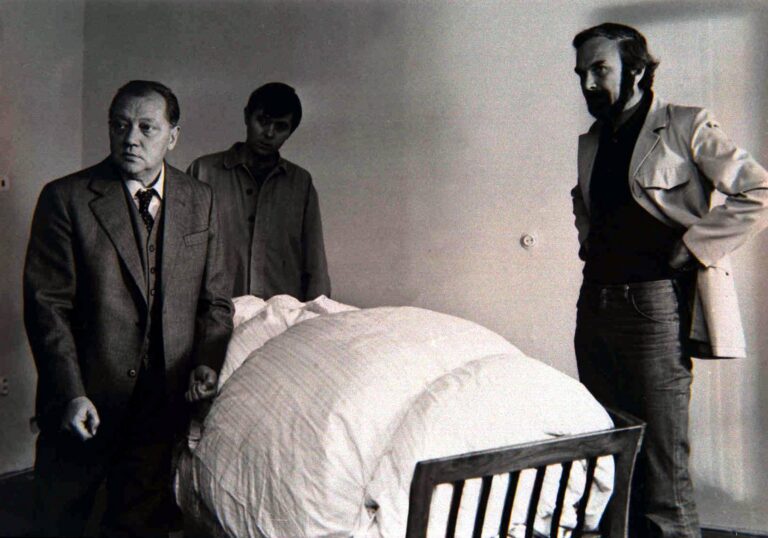 Kulový blesk: Komedie, která ukázala absurditu normalizační reality