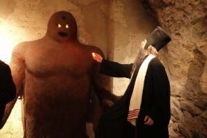 2048px-Mdm_Tussauds_Prag_8 1 | kroniQa Představa Golema v Madame Tussauds v Praze, FOTO: Edelmauswaldgeist, CC BY-SA 4.0, via Wikimedia Commons