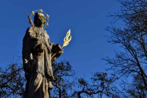 Jan Nepomucký - Skalička, FOTO: Pavel Lasztovicza, CC BY-SA 4.0, via Wikimedia Commons