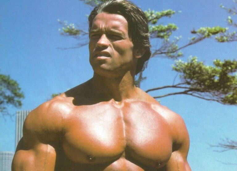 Barbar Conan: Žádné kompromisy ani počítačové efekty. Vaky s krví na těle, zuřiví psi a vítězství v Mr. Olympia díky roli