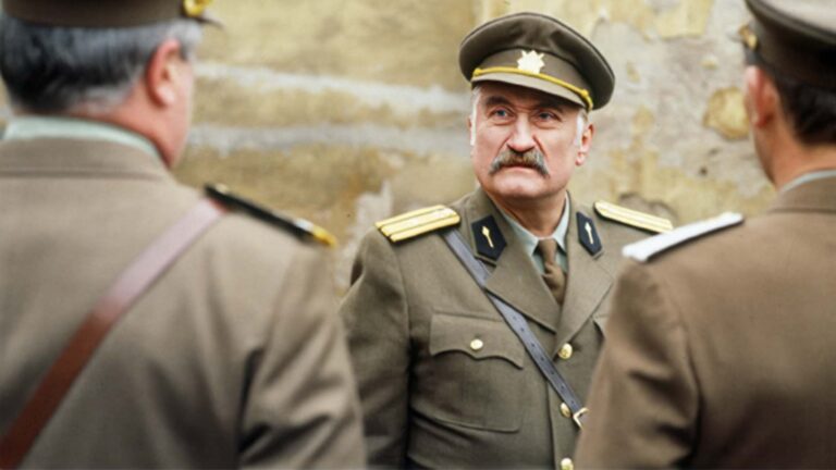 Černí baroni: Vetchý přišel nešťastnou náhodou o oko, Donutil šišlal po vzoru diplomata a Landovský nadával všem kolem