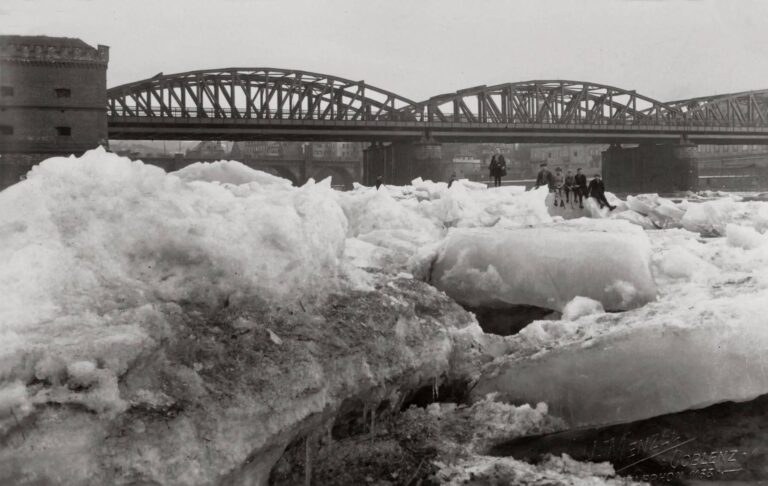 Mráz ze Sibiře k nám v roce 1929 přinesl bílé peklo. Zamrzla Vltava, ptáci padali mrtví k zemi a lidé umírali