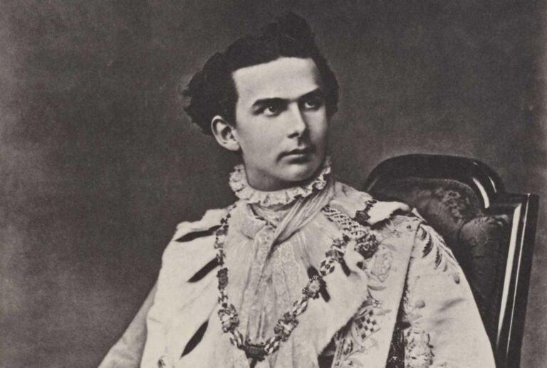 Disneyho zámek postavil bezzubý samotář. Král Ludvík II. propadl cukru a zemřel za záhadných okolností