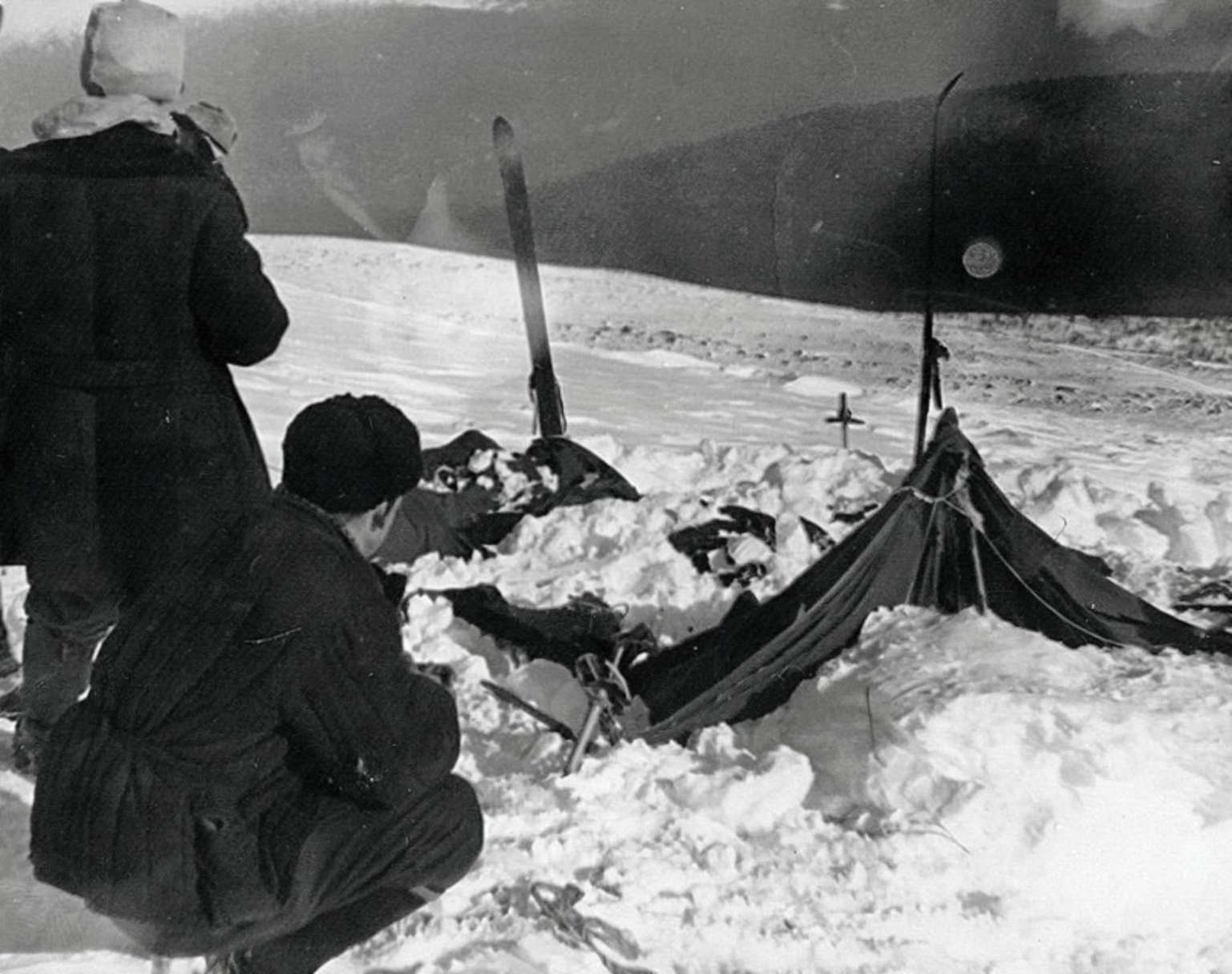 Takto našli jejich stan, FOTO: AnonymousUnknown author / Soviet investigators, Public domain, via Wikimedia Commons