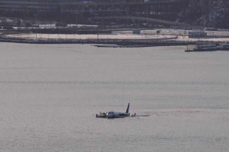 Lidi chodili po vodě a já myslel, že jsem zemřel. Od zázraku na řece Hudson uběhlo 17 let