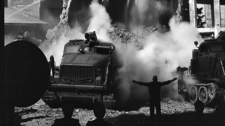 55 vteřin zkázy v Bukurešti. V roce 1977 pohřbily sutiny přes 1500 lidí během sledování televize