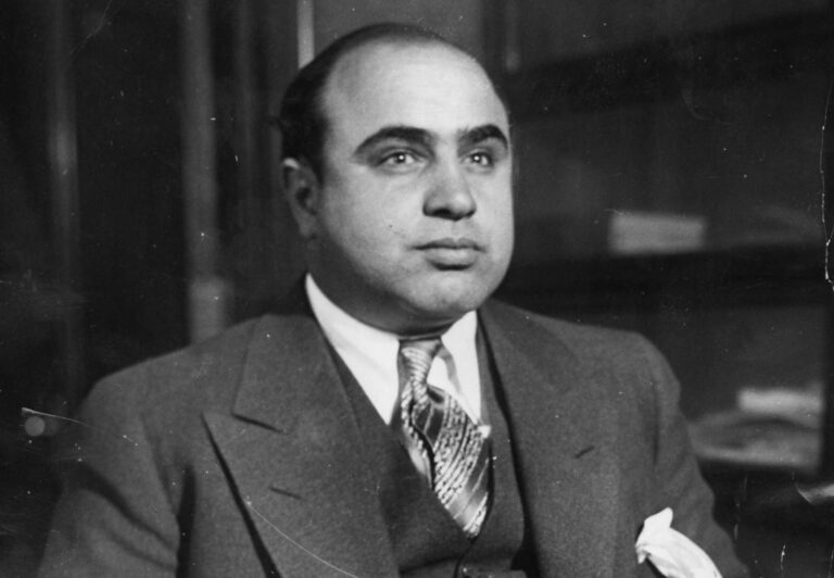 Al Capone vybudoval obří impérium. Zničily jej daňové podvody, z Alcatrazu ho propustili s myslí dvanáctilého dítěte