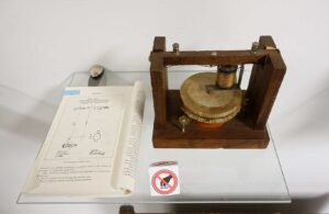 Exponát v Muzeu telefonů, FOTO: Daderot, CC0, via Wikimedia Commons