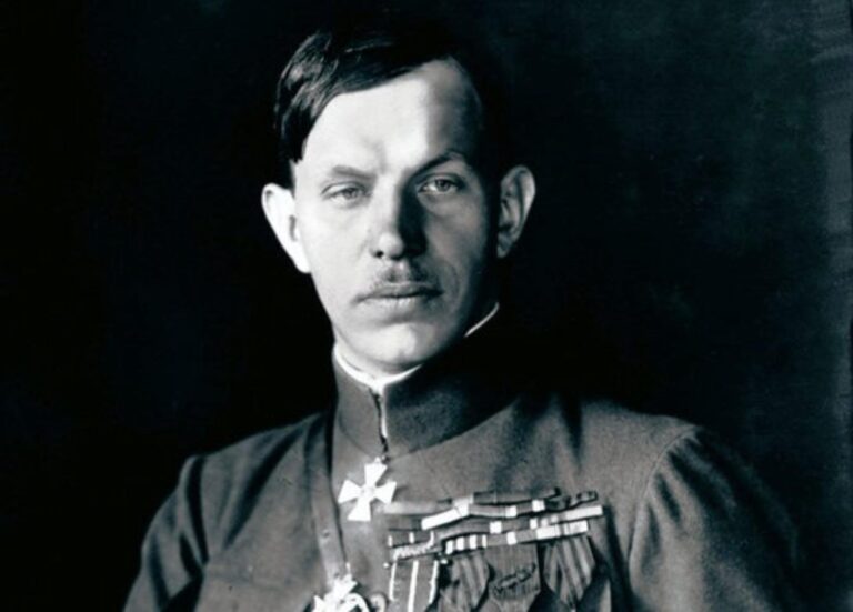 Z národního hrdiny vůdce fašistů. Před sto lety chtěl Radola Gajda ovládnout republiku
