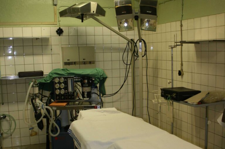 Matka mu darovala ledvinu a tři roky života. První úspěšná transplantace v Československu přepsala dějiny