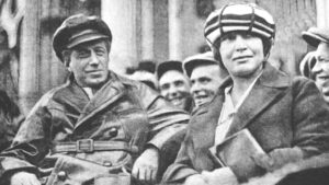 Vsevolod Meyerhold a Zinaida Meyerhold-Reich, FOTO: Krasnay Panorama issue 39 (81) dated Sep 24 1925, Public domain, via Wikimedia Commons